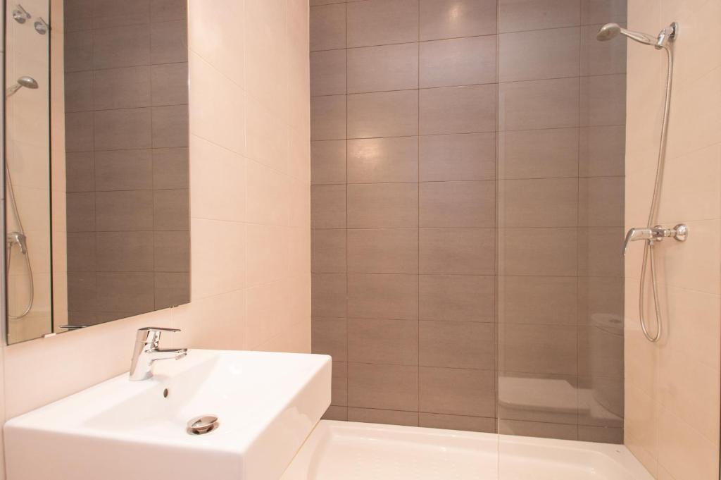 Short Stay Group Gracia Serviced Apartments Barselona Oda fotoğraf
