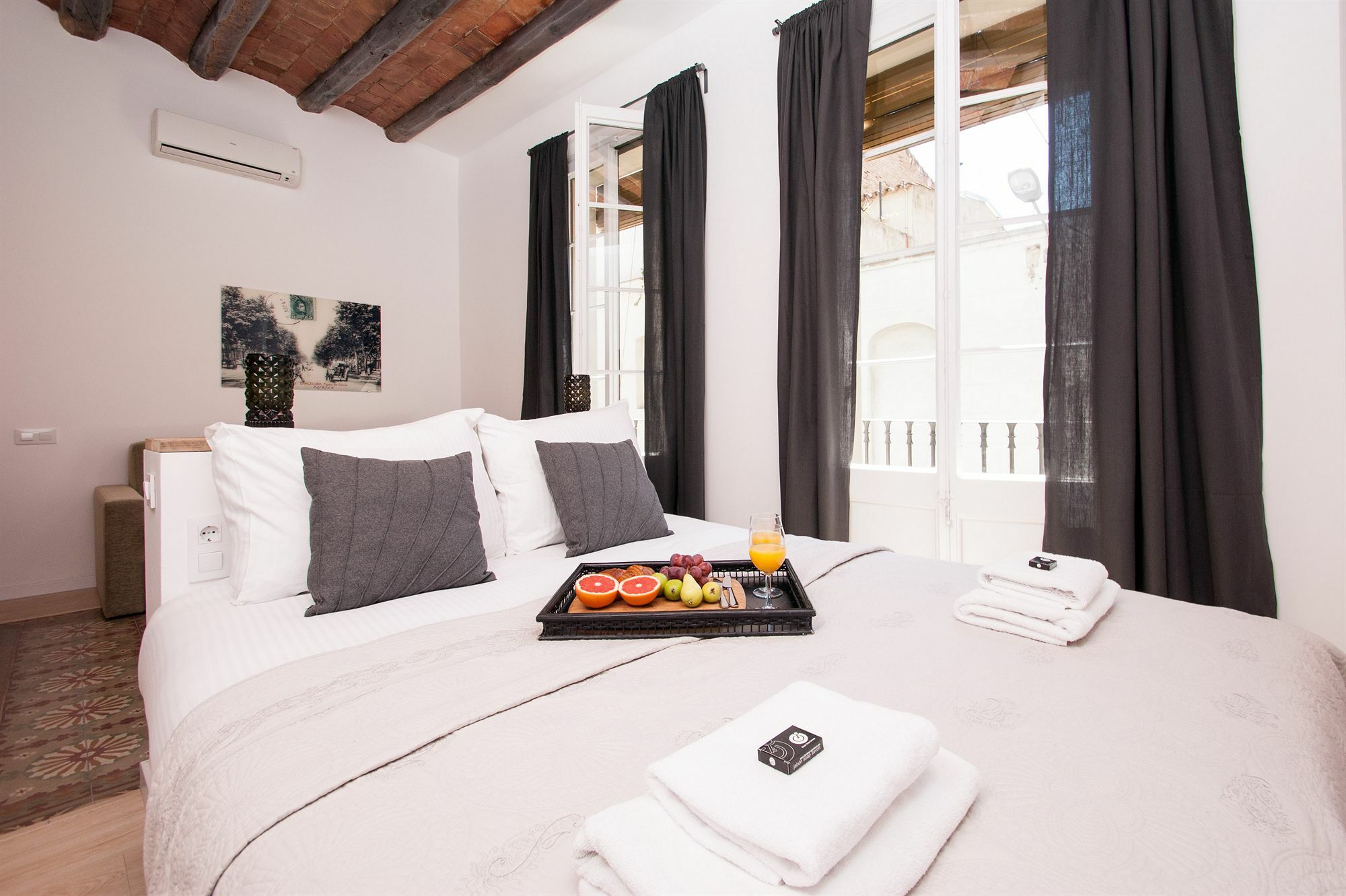 Short Stay Group Gracia Serviced Apartments Barselona Dış mekan fotoğraf