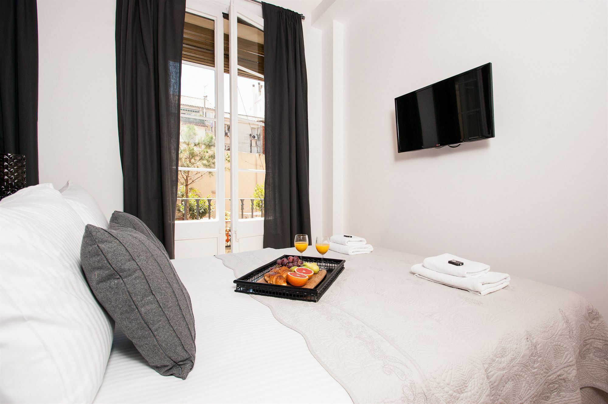 Short Stay Group Gracia Serviced Apartments Barselona Dış mekan fotoğraf